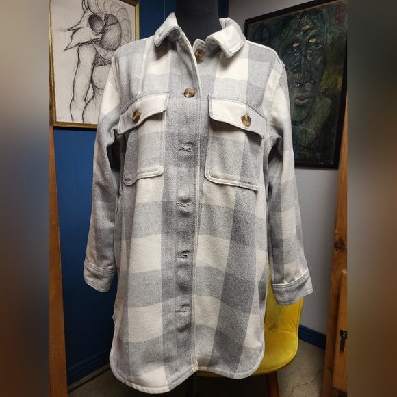 Old Navy Thick Flannel Size M - Picture 1 of 6